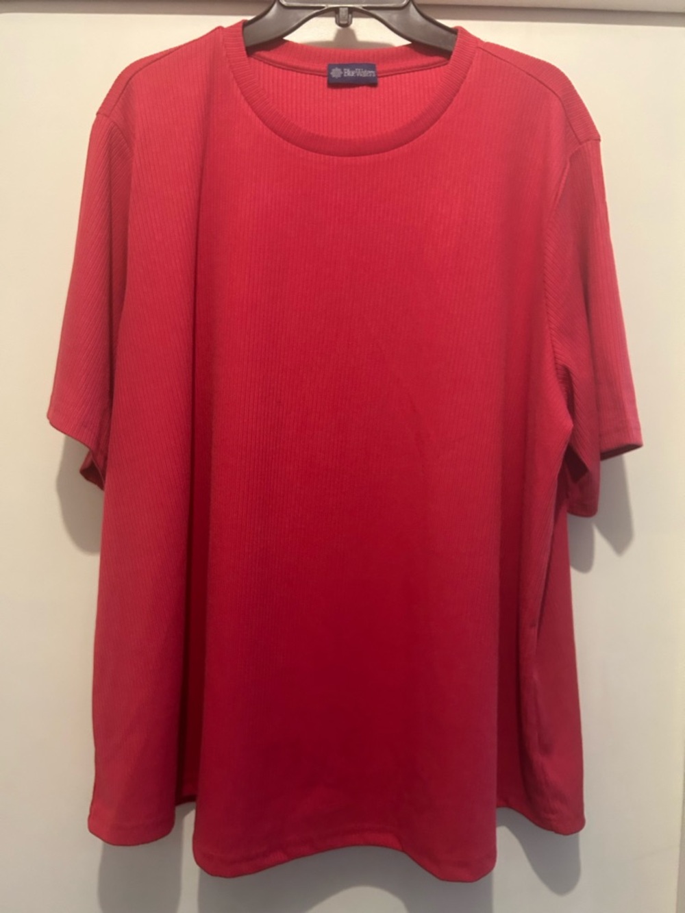 Women's Red Short-Sleeve Ribbed Crew Tee